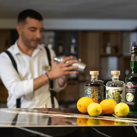 Hotel Kont Exclusive *